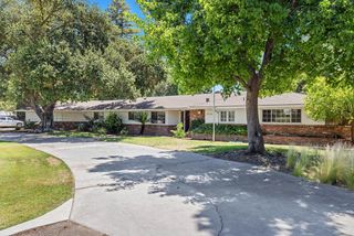 1216 E Pico Avenue, Fresno, CA 93704