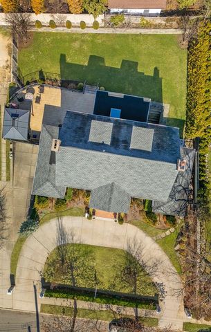 23 Center Drive, Malba, NY 11357