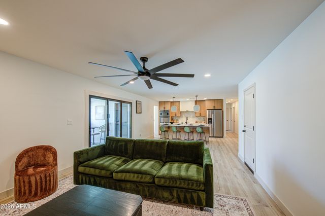 218 E CAIRO Drive, Tempe, AZ 85282
