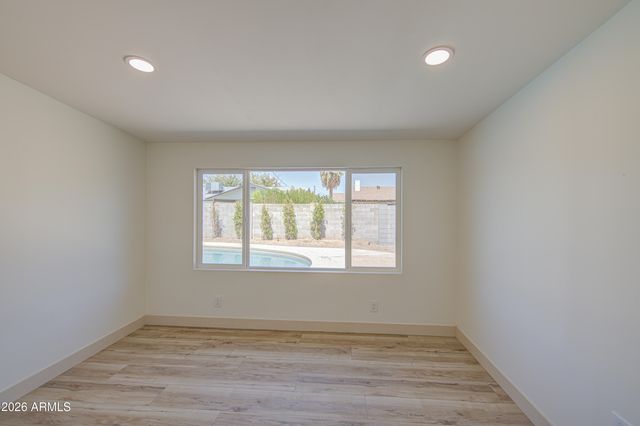 218 E CAIRO Drive, Tempe, AZ 85282