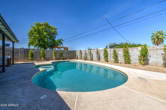 218 E CAIRO Drive, Tempe, AZ 85282