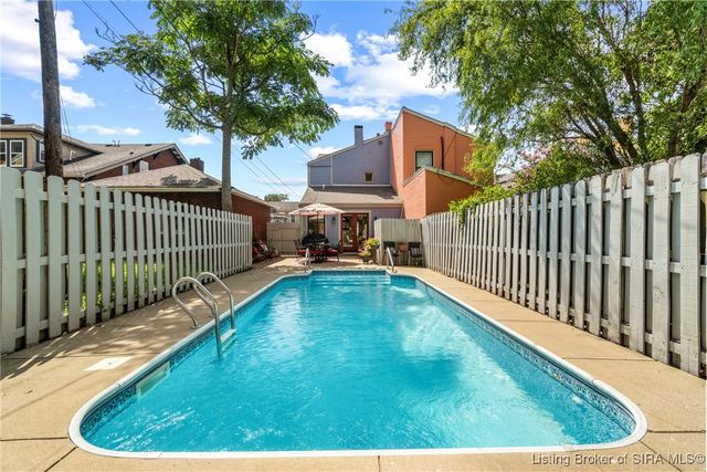 506 Jefferson Street, Madison, IN 47250