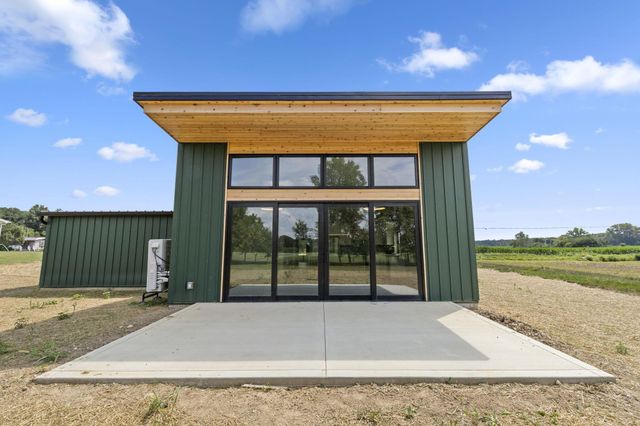 327 County Road 21, Ashley, OH 43003