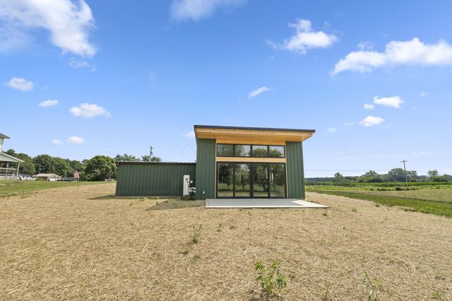 327 County Road 21, Ashley, OH 43003