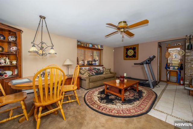 1150 Lakeside Drive, Vernon, NJ 07422