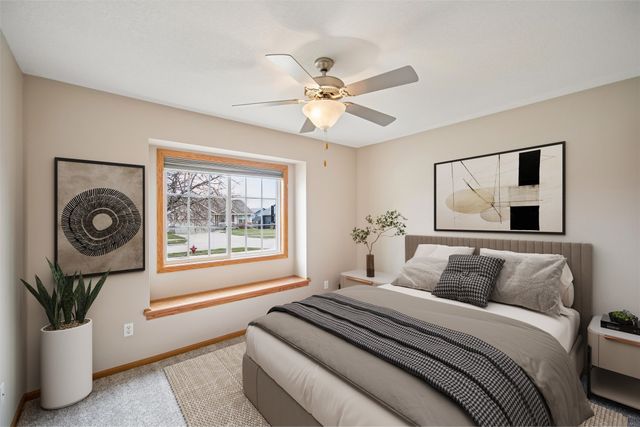 908 14th Street SE, Bondurant, IA 50035