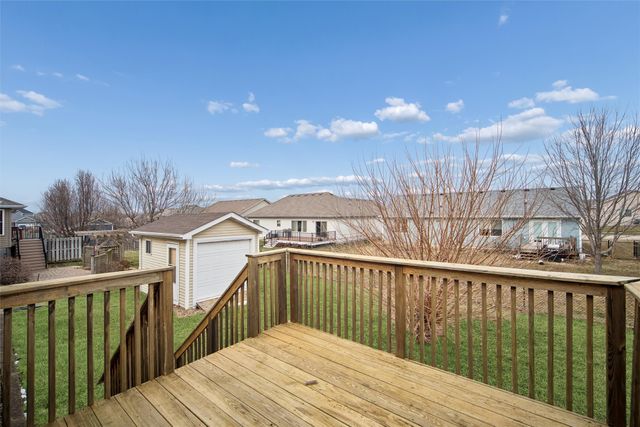 908 14th Street SE, Bondurant, IA 50035