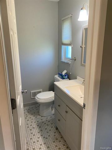 20404 Birch Meadow Drive, Clinton Township, MI 48036