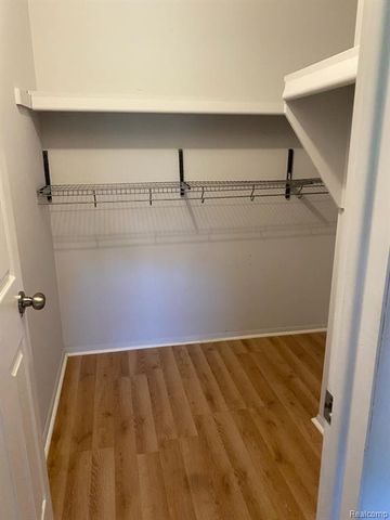 20404 Birch Meadow Drive, Clinton Township, MI 48036