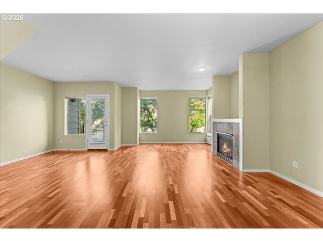 7534 N BURLINGTON Ave, Portland, OR 97203