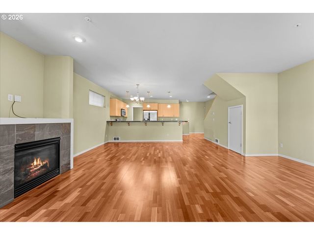 7534 N BURLINGTON Ave, Portland, OR 97203