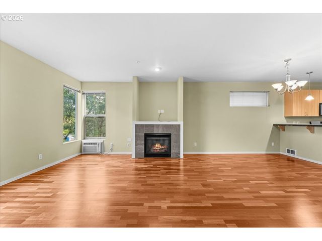 7534 N BURLINGTON Ave, Portland, OR 97203