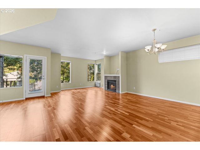 7534 N BURLINGTON Ave, Portland, OR 97203