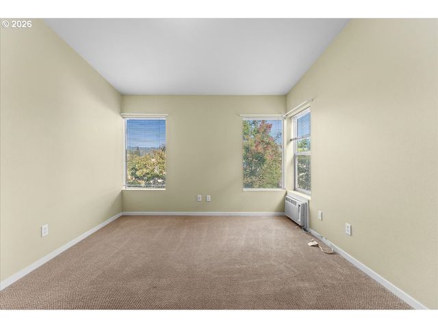 7534 N BURLINGTON Ave, Portland, OR 97203