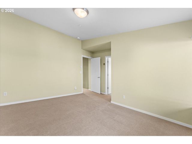 7534 N BURLINGTON Ave, Portland, OR 97203