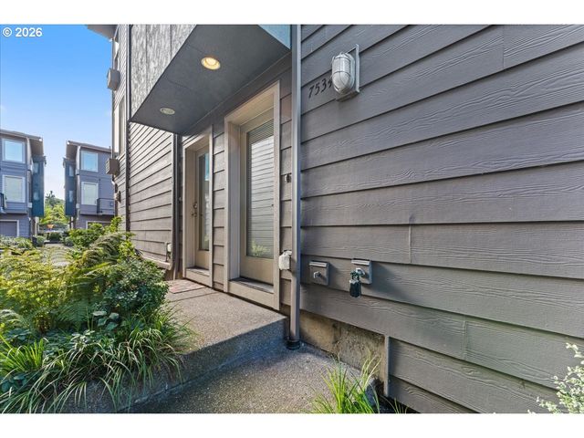 7534 N BURLINGTON Ave, Portland, OR 97203