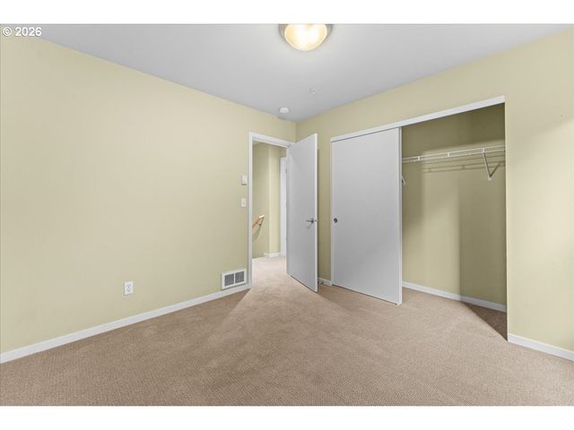 7534 N BURLINGTON Ave, Portland, OR 97203