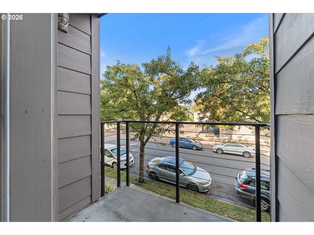 7534 N BURLINGTON Ave, Portland, OR 97203