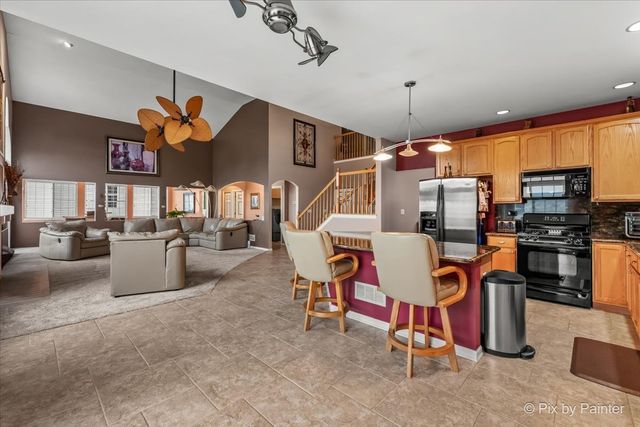 1327 Palisades Drive, Bolingbrook, IL 60490