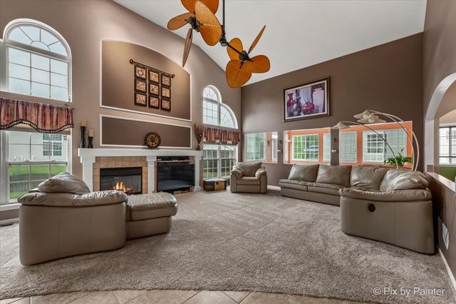 1327 Palisades Drive, Bolingbrook, IL 60490
