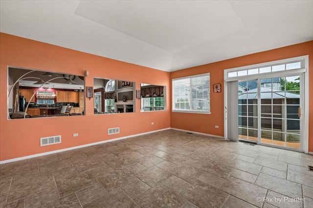 1327 Palisades Drive, Bolingbrook, IL 60490