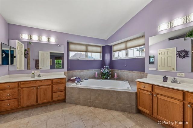 1327 Palisades Drive, Bolingbrook, IL 60490