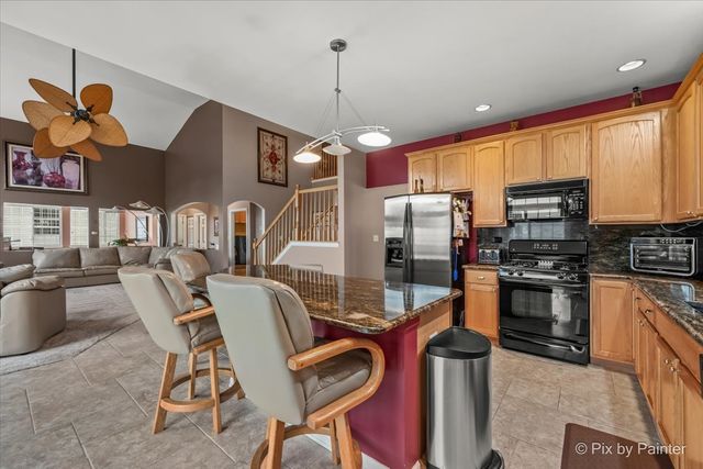 1327 Palisades Drive, Bolingbrook, IL 60490