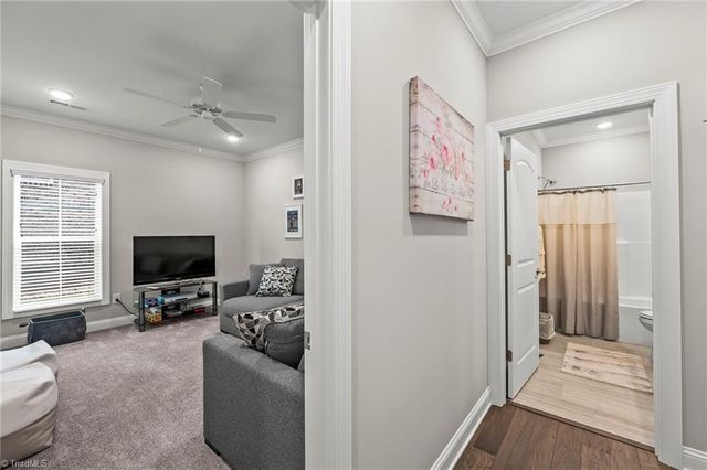 140 Castle Pond Drive, Winston-salem, NC 27107