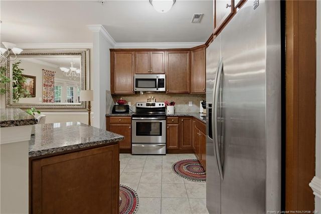 158 Gallery Drive 302, Spring Lake, NC 28390