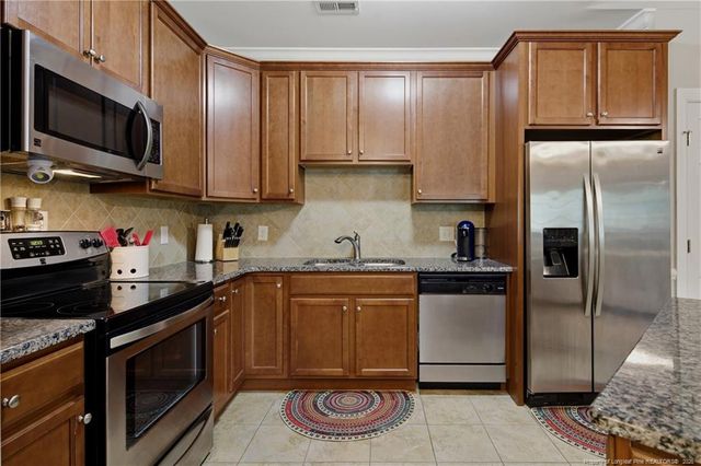 158 Gallery Drive 302, Spring Lake, NC 28390