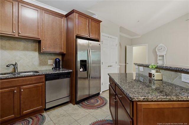 158 Gallery Drive 302, Spring Lake, NC 28390
