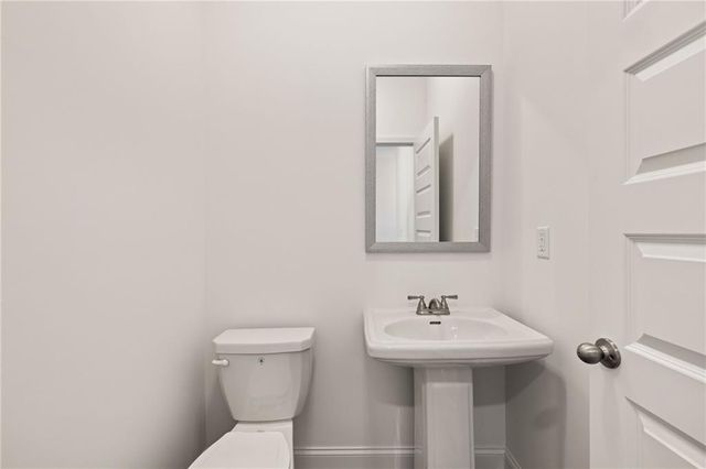 5605 Overview Drive, Flowery Branch, GA 30542