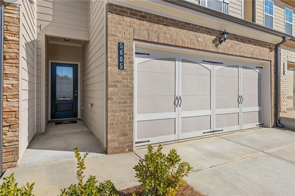 5605 Overview Drive, Flowery Branch, GA 30542