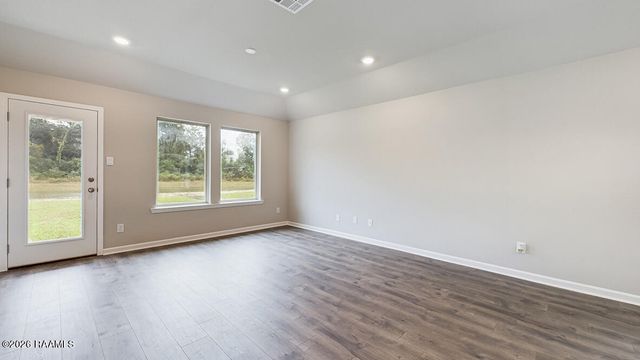 202 Stable Drive, Opelousas, LA 70570