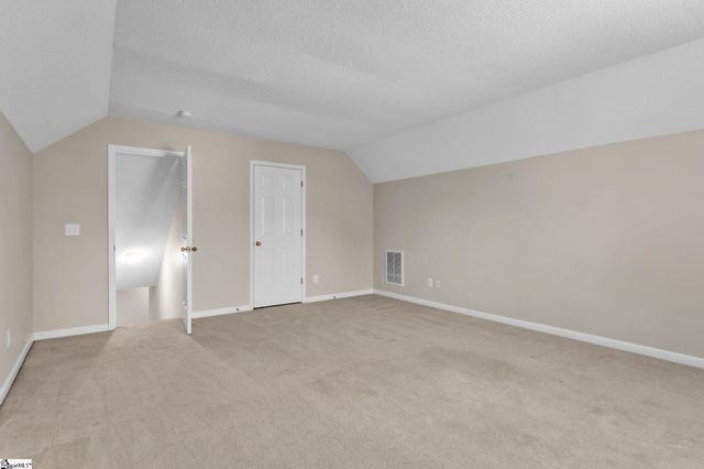 201 N Orchard Farms Avenue, Simpsonville, SC 29681
