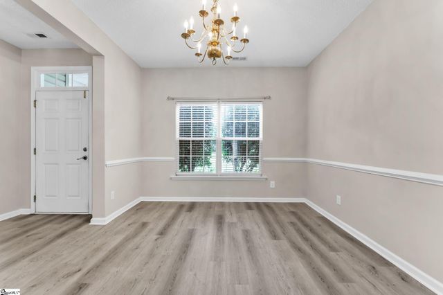 201 N Orchard Farms Avenue, Simpsonville, SC 29681