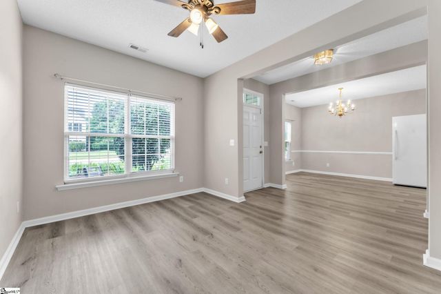 201 N Orchard Farms Avenue, Simpsonville, SC 29681