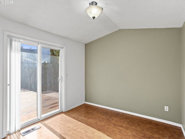 209 Ne 112TH St, Vancouver, WA 98685