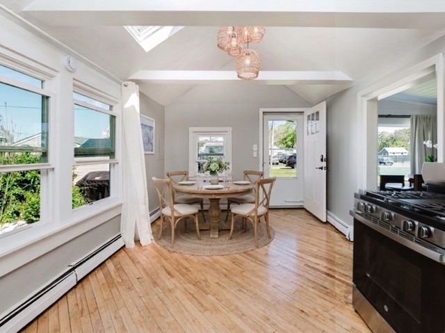 3 Rockland St, Fairhaven, MA 02719