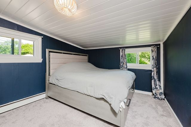 3 Rockland St, Fairhaven, MA 02719