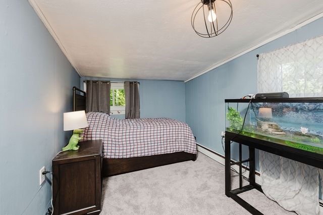 3 Rockland St, Fairhaven, MA 02719