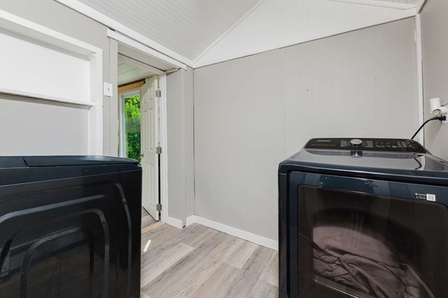 3 Rockland St, Fairhaven, MA 02719