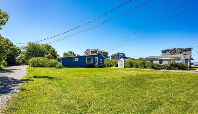 3 Rockland St, Fairhaven, MA 02719