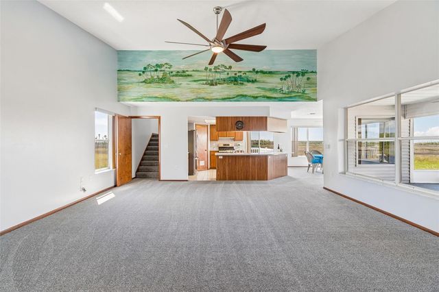 5247 TROPICAL POINT, Weeki Wachee, FL 34607