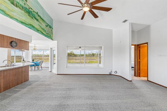 5247 TROPICAL POINT, Weeki Wachee, FL 34607