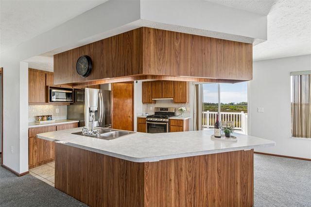 5247 TROPICAL POINT, Weeki Wachee, FL 34607