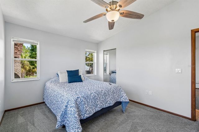 5247 TROPICAL POINT, Weeki Wachee, FL 34607
