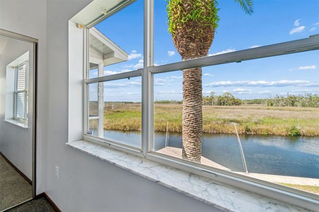 5247 TROPICAL POINT, Weeki Wachee, FL 34607