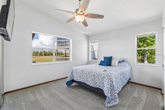 5247 TROPICAL POINT, Weeki Wachee, FL 34607