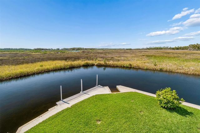 5247 TROPICAL POINT, Weeki Wachee, FL 34607